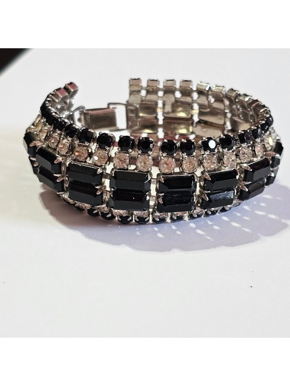 (635) Stunning Vintage Silver-tone Black Clear Rhinestone Linked Wide Bracelet